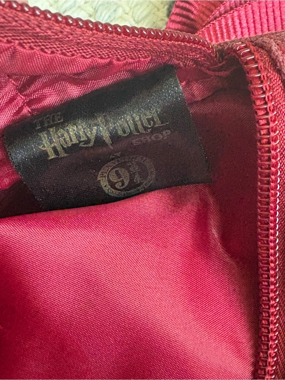 Platform 9 3/4 Burgundy Crossbody Bag - Picture 6 of 7